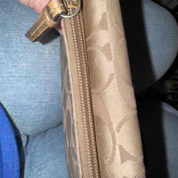 Coach Signature Canvas Wallet in Brown/Tan with Brass Buckle - Picture 5 of 14